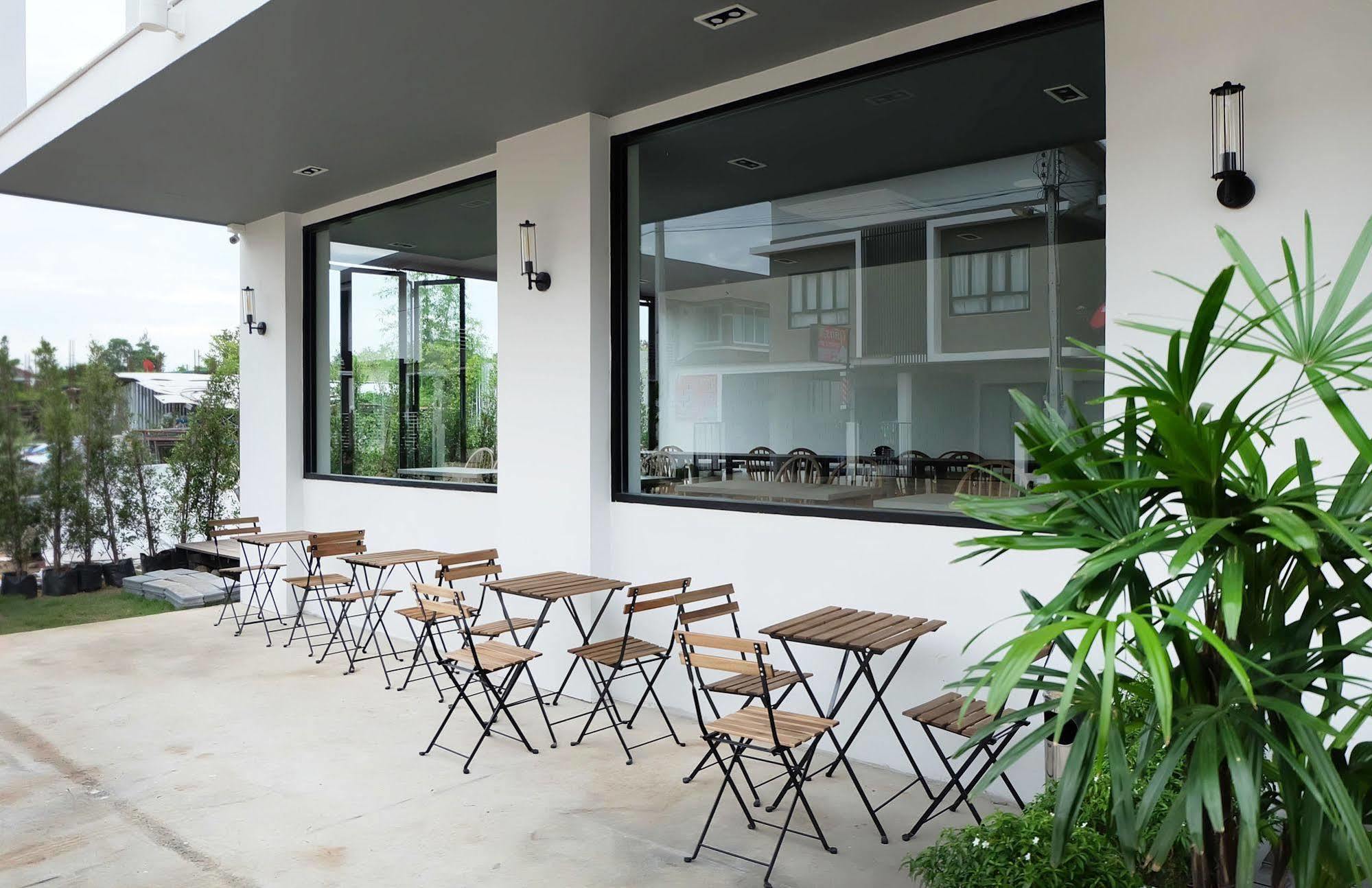 Srianunt Boutique Hotel Buriram Exterior foto